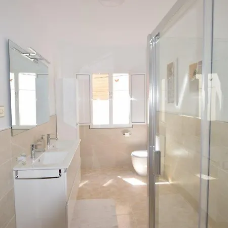Apartamento En Carnota, Al Lado De La Playa *